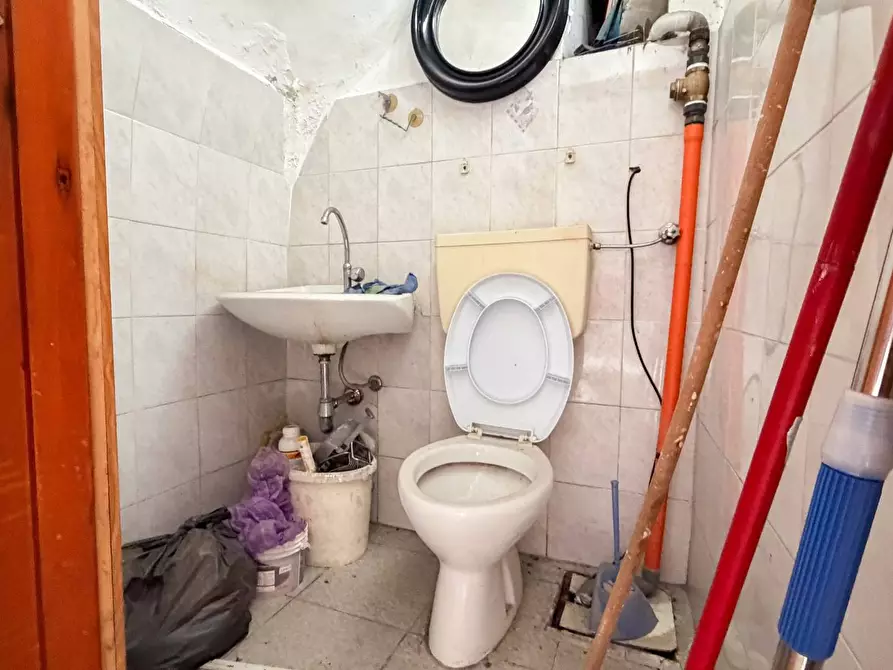 Immagine 8 di Attività commerciale in affitto  in VIA PALATELLA a Manfredonia