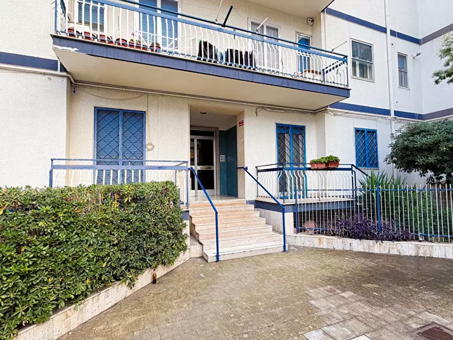 Immagine 3 di Appartamento in vendita  in VIA DI VITTORIO 171 a Manfredonia