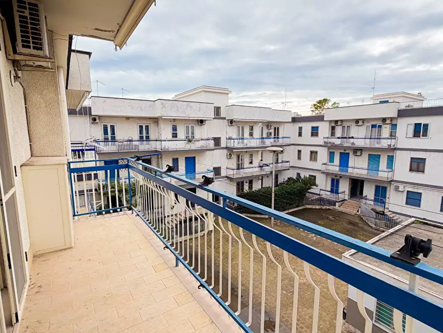 Immagine 5 di Appartamento in vendita  in VIA DI VITTORIO 171 a Manfredonia