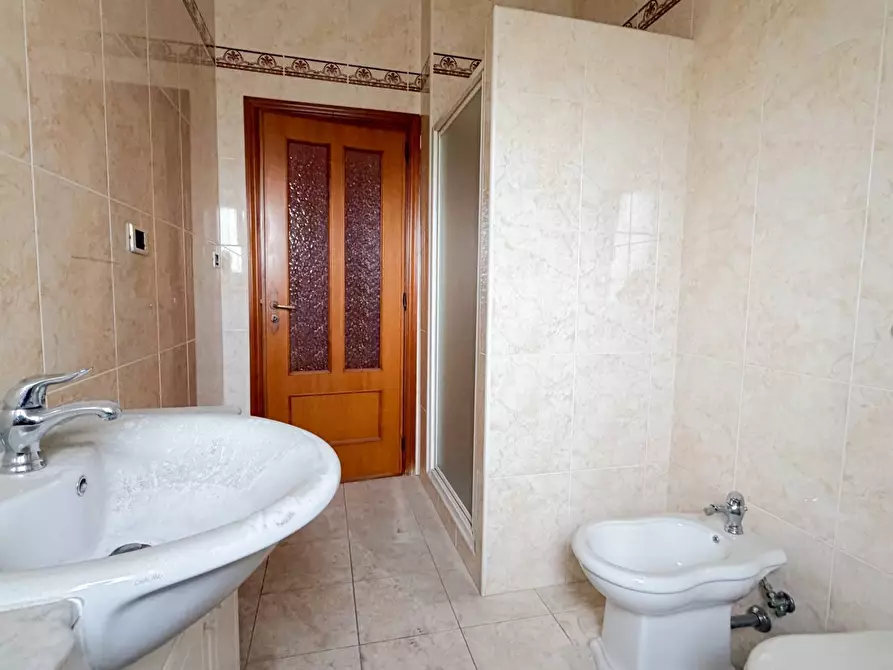 Immagine 11 di Appartamento in vendita  in VIA DI VITTORIO 171 a Manfredonia