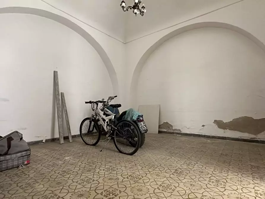 Immagine 4 di Casa indipendente in vendita  a Manfredonia