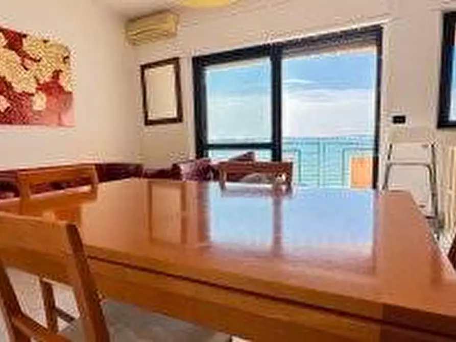 Immagine 5 di Appartamento in vendita  in VIA ALCIDE DE GASPERI a Manfredonia