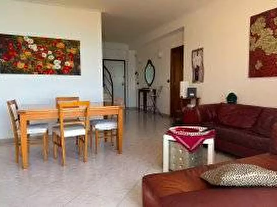 Immagine 6 di Appartamento in vendita  in VIA ALCIDE DE GASPERI a Manfredonia