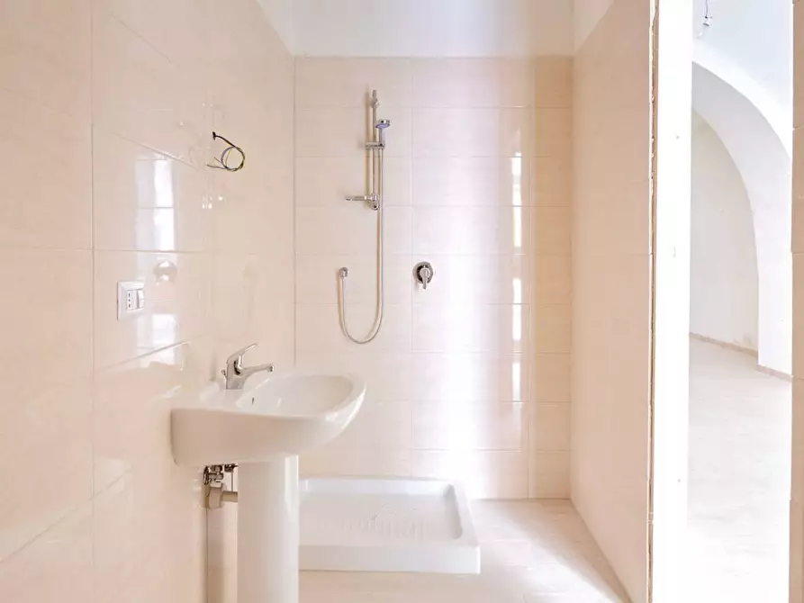 Immagine 8 di Appartamento in vendita  in corso roma a Manfredonia