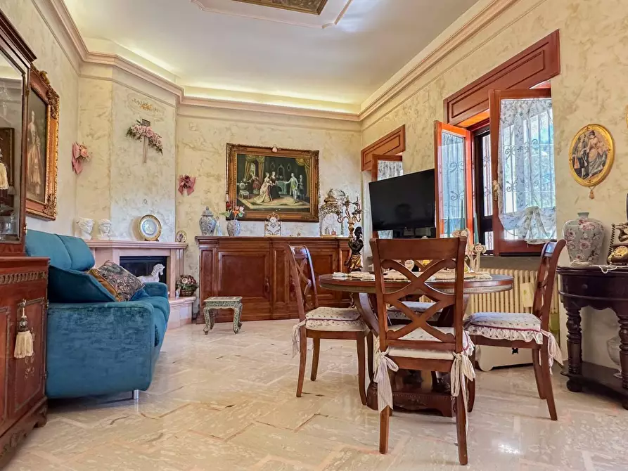 Immagine 9 di Villa in vendita  a Manfredonia