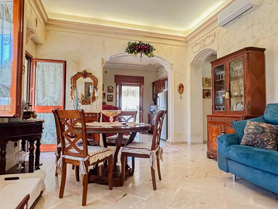 Immagine 10 di Villa in vendita  a Manfredonia