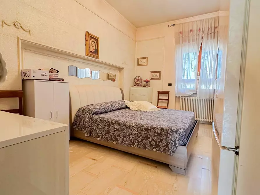 Immagine 13 di Villa in vendita  a Manfredonia