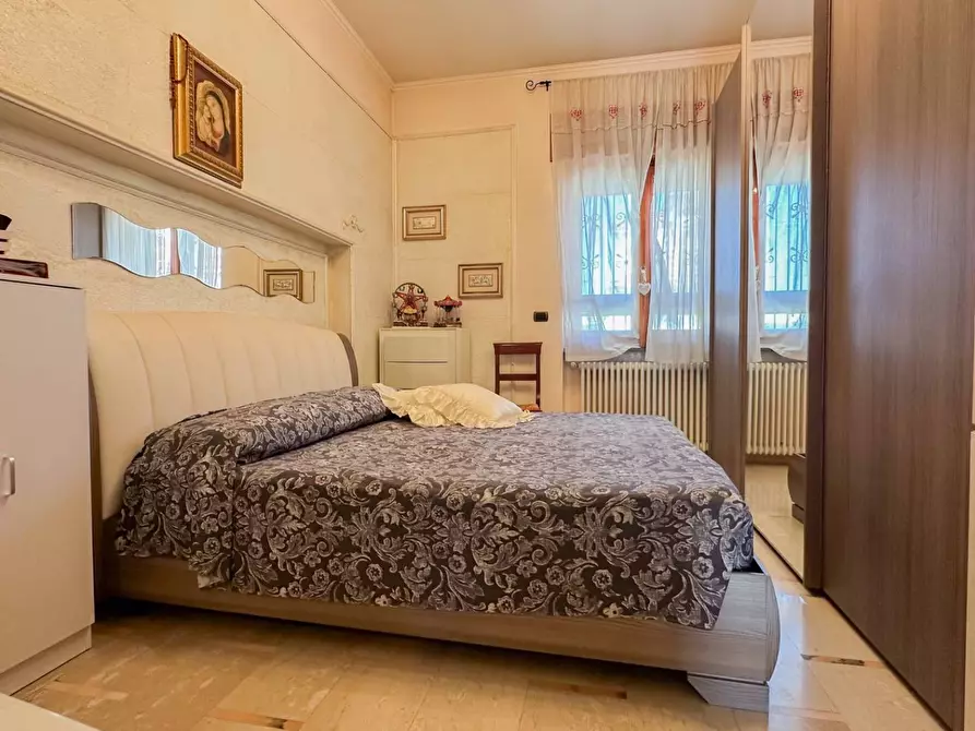 Immagine 14 di Villa in vendita  a Manfredonia