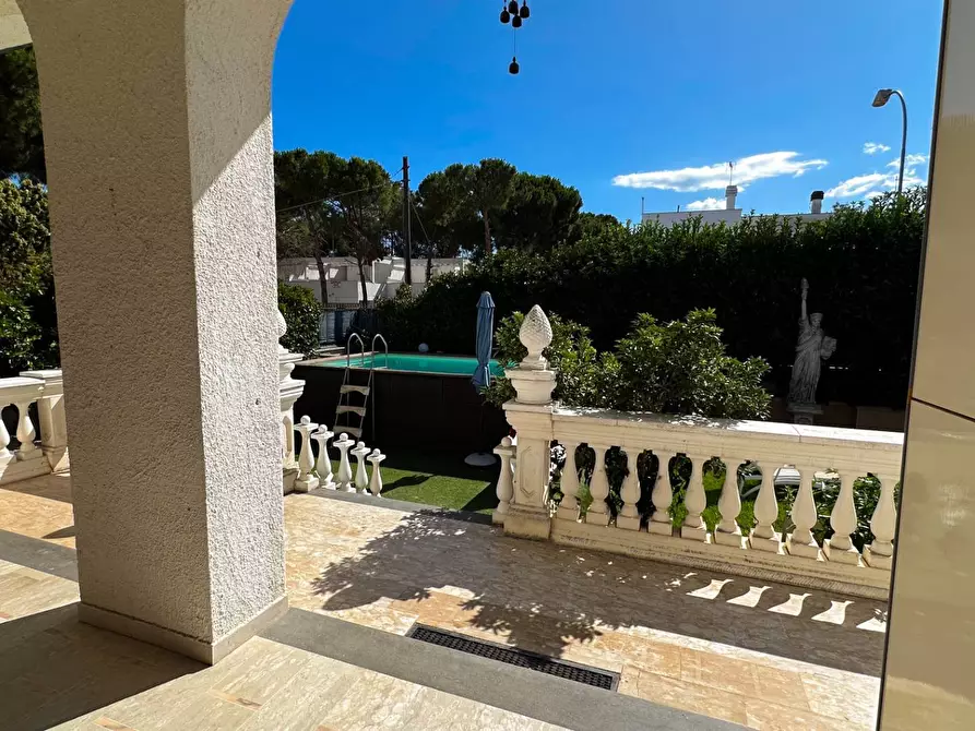 Immagine 20 di Villa in vendita  a Manfredonia