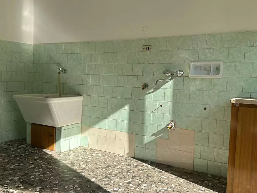 Immagine 11 di Appartamento in vendita  a Manfredonia