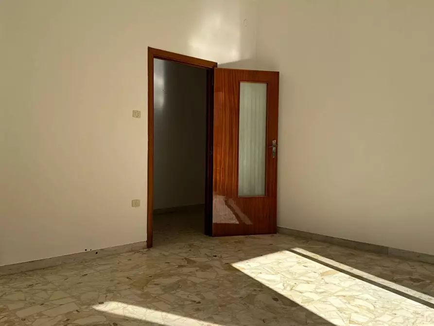 Immagine 14 di Appartamento in vendita  a Manfredonia