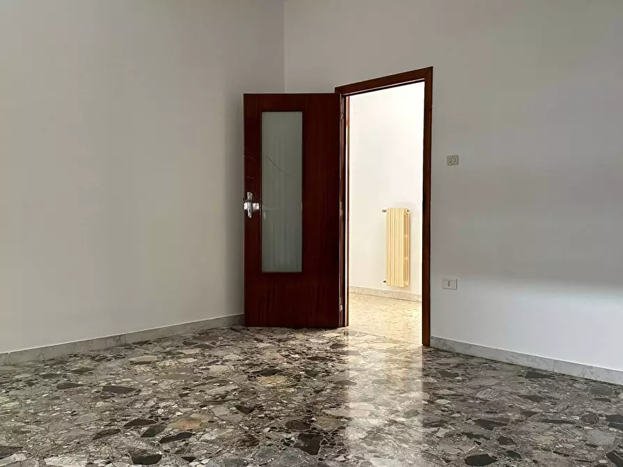 Immagine 16 di Appartamento in vendita  a Manfredonia