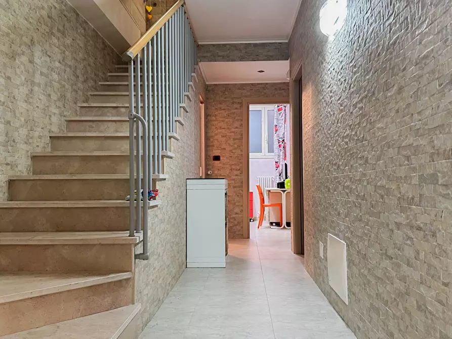 Immagine 11 di Casa indipendente in vendita  in VIA CAROLINA GATTA a Manfredonia