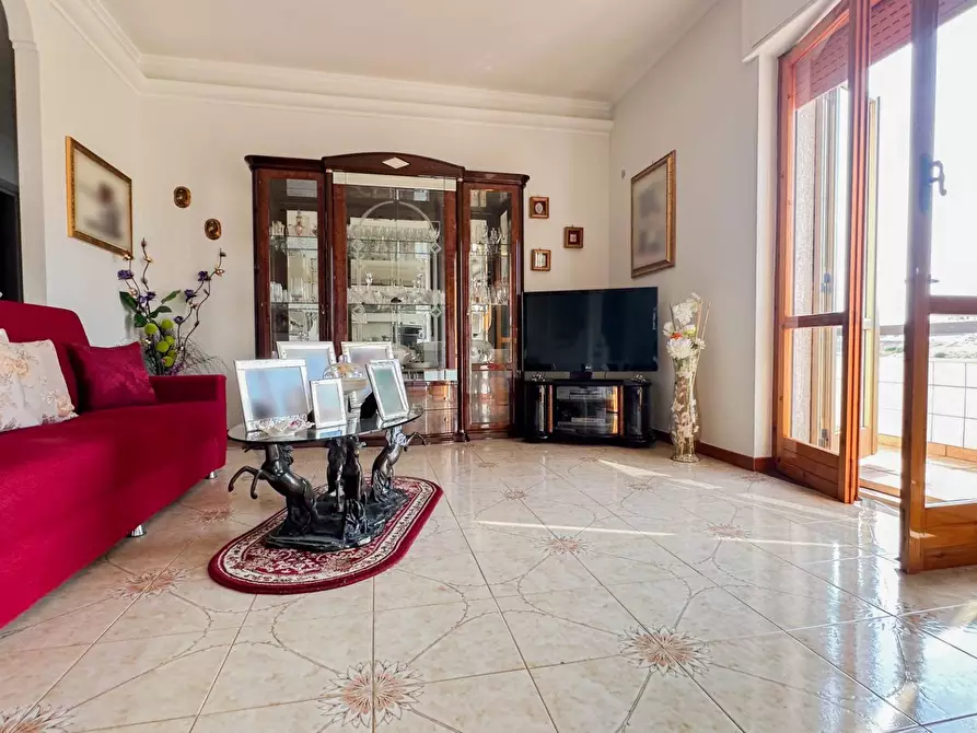 Immagine 6 di Appartamento in vendita  in piazza delle rose a Manfredonia