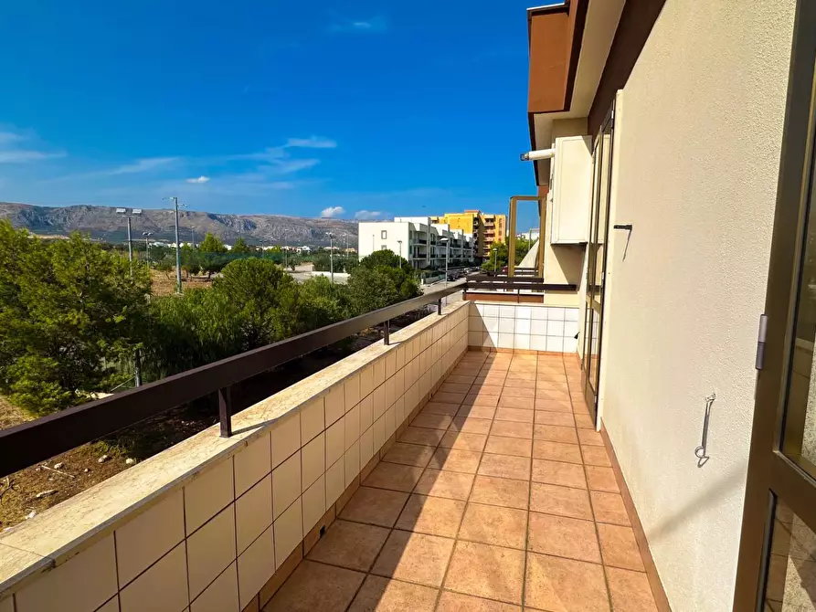 Immagine 7 di Appartamento in vendita  in piazza delle rose a Manfredonia