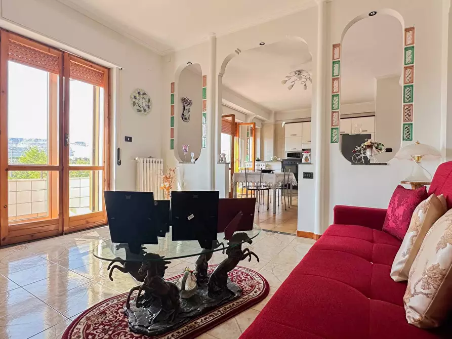 Immagine 9 di Appartamento in vendita  in piazza delle rose a Manfredonia