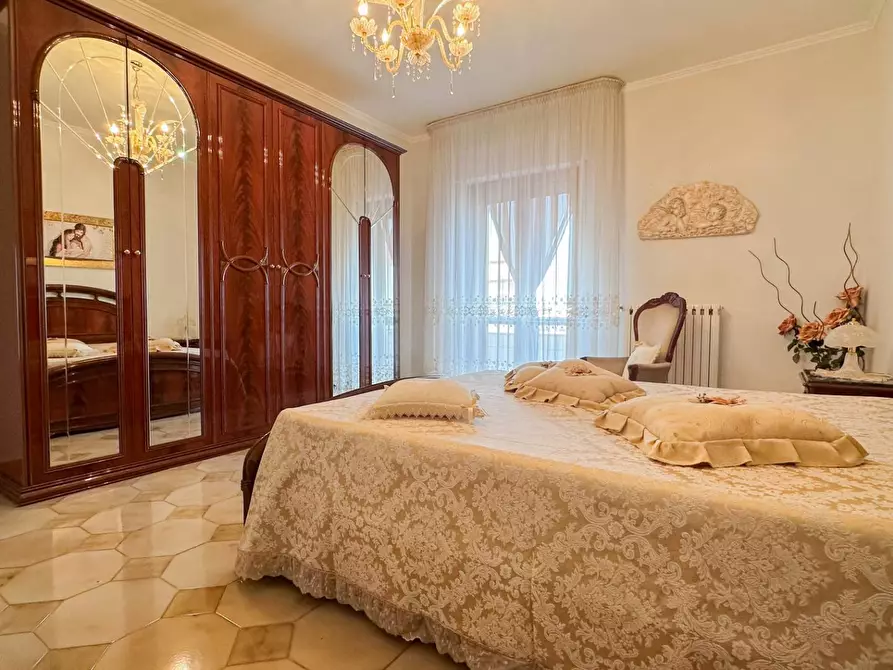 Immagine 16 di Appartamento in vendita  in piazza delle rose a Manfredonia