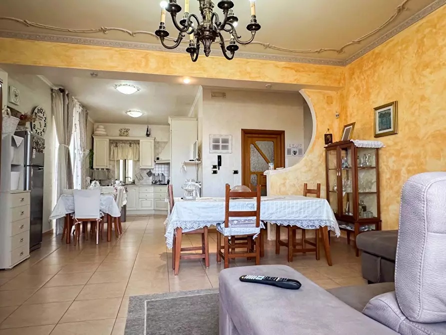 Immagine 3 di Appartamento in vendita  in VIA LUIGI ALLEGATO 7 a Manfredonia