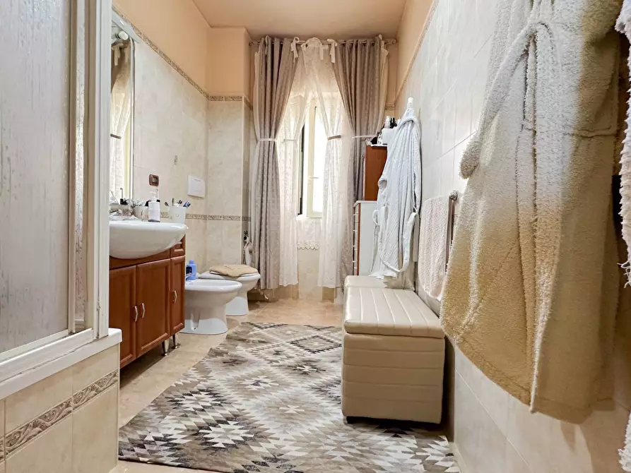 Immagine 8 di Appartamento in vendita  in VIA LUIGI ALLEGATO 7 a Manfredonia