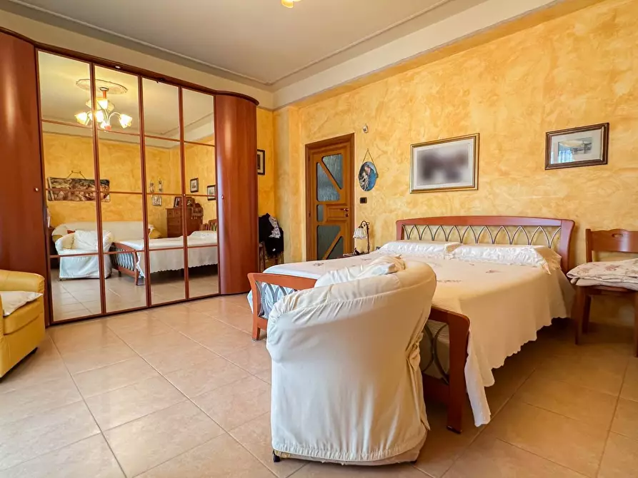 Immagine 13 di Appartamento in vendita  in VIA LUIGI ALLEGATO 7 a Manfredonia