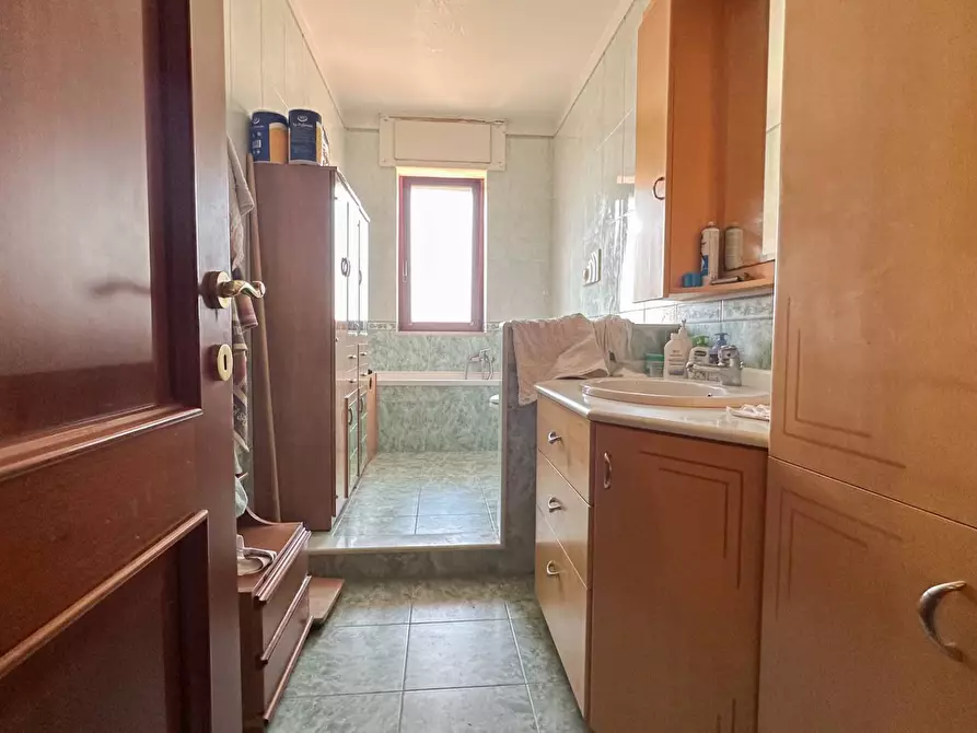 Immagine 11 di Appartamento in vendita  in VIA DEGLI IRIS 29 a Manfredonia