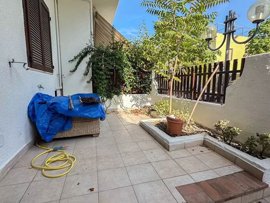 Immagine 2 di Villetta a schiera in vendita  in VIALE MANFREDONIA a Manfredonia