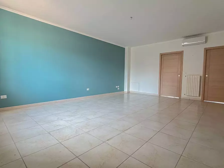 Immagine 9 di Appartamento in vendita  a Manfredonia