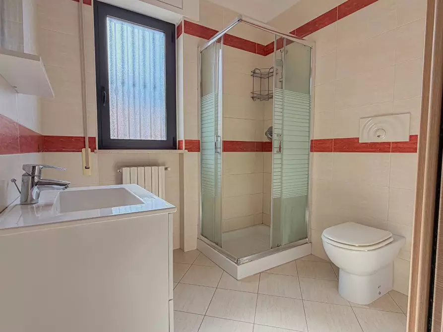 Immagine 13 di Appartamento in vendita  a Manfredonia