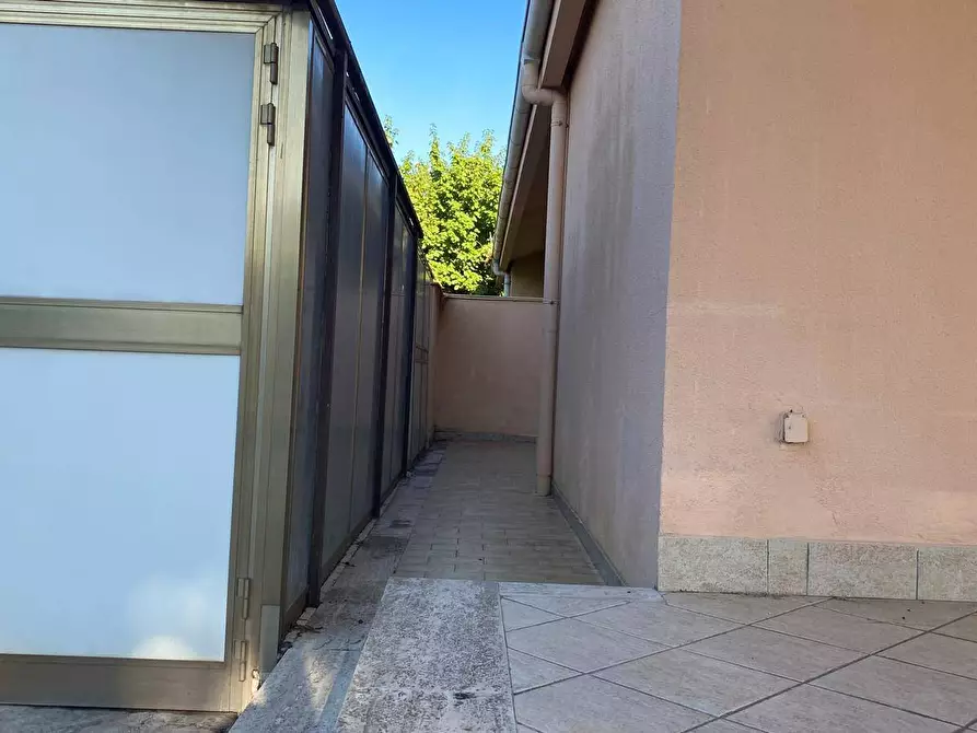 Immagine 8 di Villa in vendita  a Manfredonia