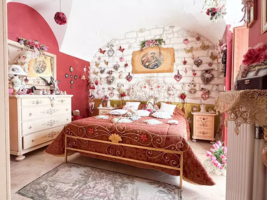 Immagine 10 di Casa indipendente in vendita  in LARGO TOTILA a Monte Sant'angelo