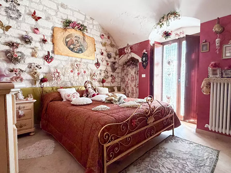 Immagine 11 di Casa indipendente in vendita  in LARGO TOTILA a Monte Sant'angelo