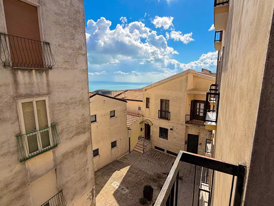 Immagine 5 di Appartamento in vendita  in VIA DEL PICCO a Monte Sant'angelo