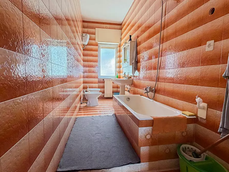 Immagine 17 di Appartamento in vendita  in VIA DEL PICCO a Monte Sant'angelo