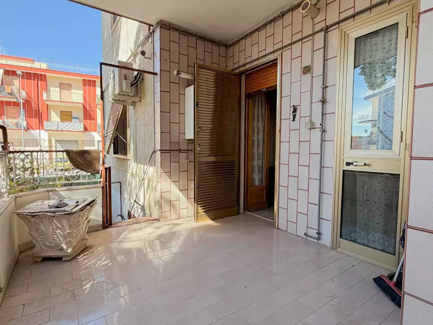 Immagine 12 di Appartamento in vendita  in VIA OTTAVIO SOLOMONE 5 a Manfredonia