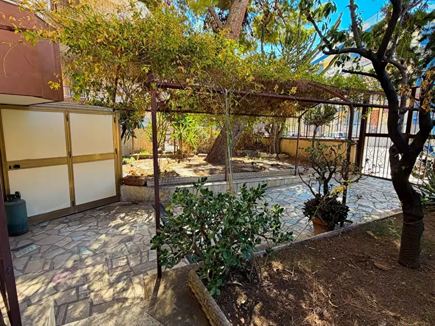 Immagine 13 di Appartamento in vendita  in VIA OTTAVIO SOLOMONE 5 a Manfredonia