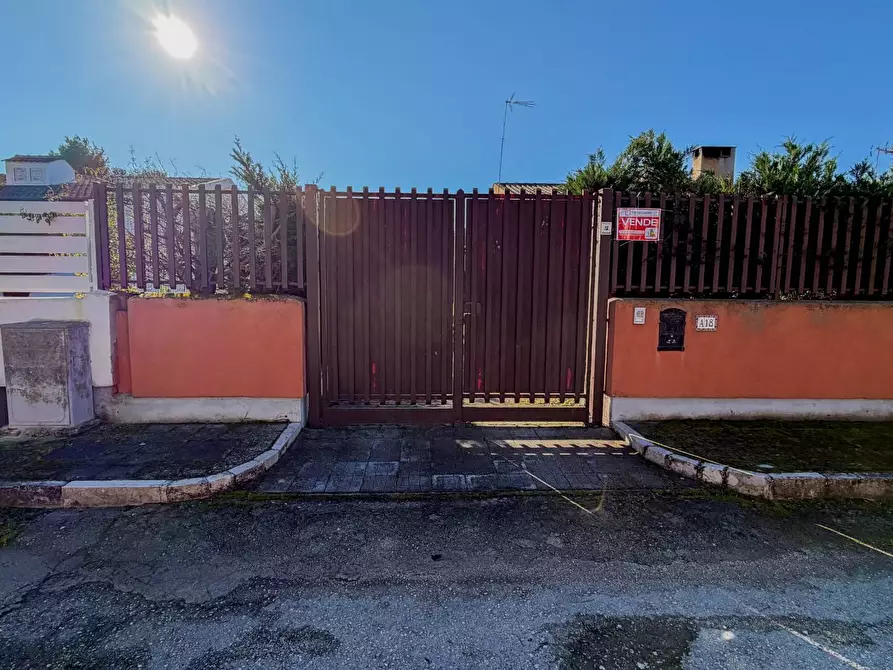 Immagine 3 di Villetta a schiera in vendita  a Manfredonia