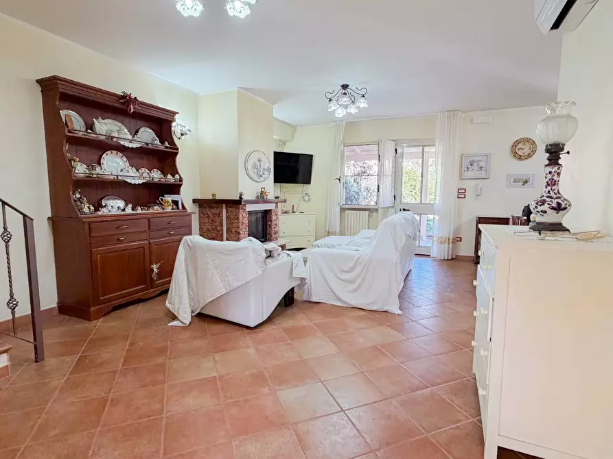 Immagine 16 di Villetta a schiera in vendita  a Manfredonia