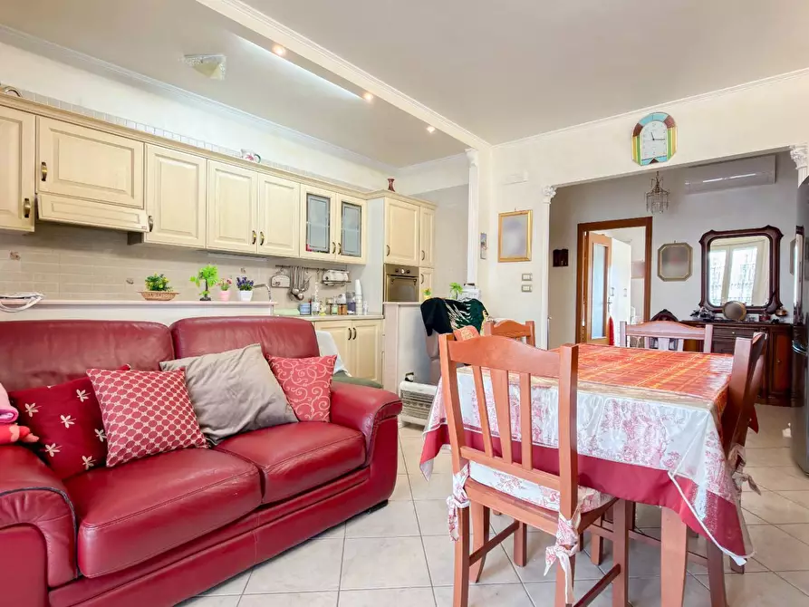 Immagine 4 di Appartamento in vendita  in PIAZZA DELLE VIOLE a Manfredonia