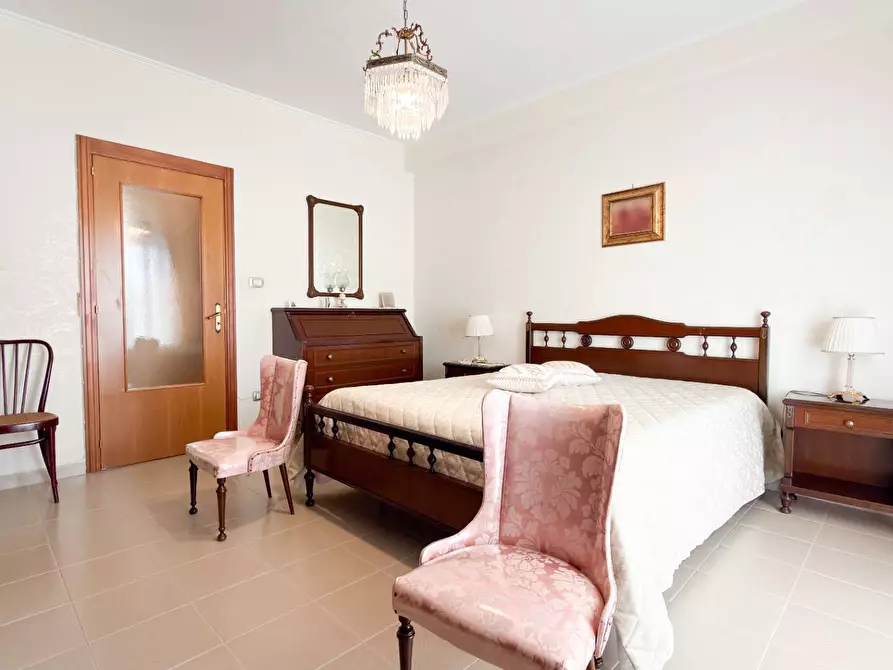 Immagine 15 di Appartamento in vendita  in PIAZZA DELLE VIOLE a Manfredonia