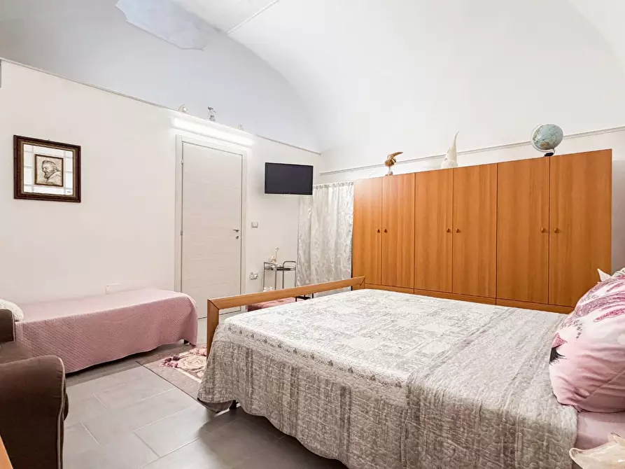 Immagine 9 di Agriturismo in vendita  in VIA POMPEO SARNELLI a Manfredonia