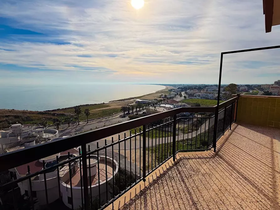 Immagine 11 di Appartamento in vendita  in VIA DI VITTORIO a Manfredonia