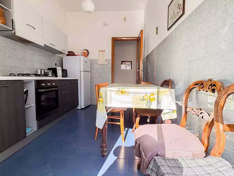 Immagine 10 di Appartamento in vendita  in CORSO ROMA a Manfredonia