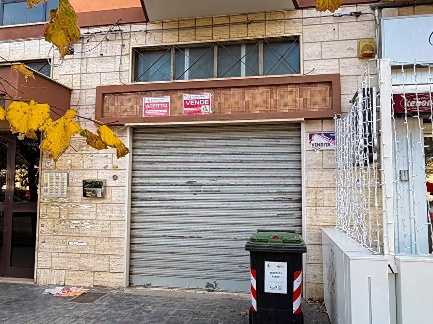 Immagine 2 di Attività commerciale   in VIA DI VITTORIO a Manfredonia