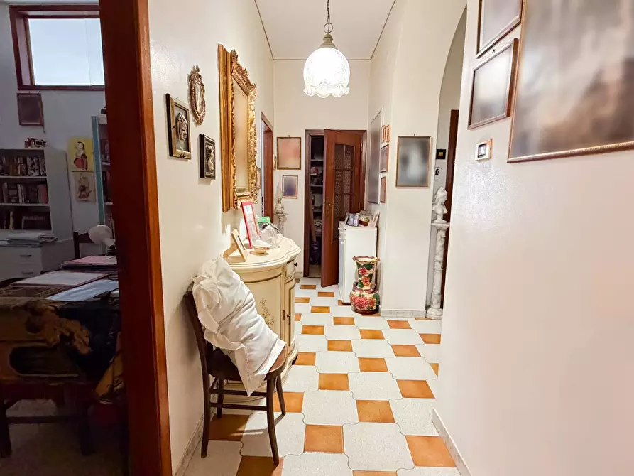 Immagine 25 di Appartamento in vendita  in VIA UMBERTO GIORDANO 31 a Manfredonia
