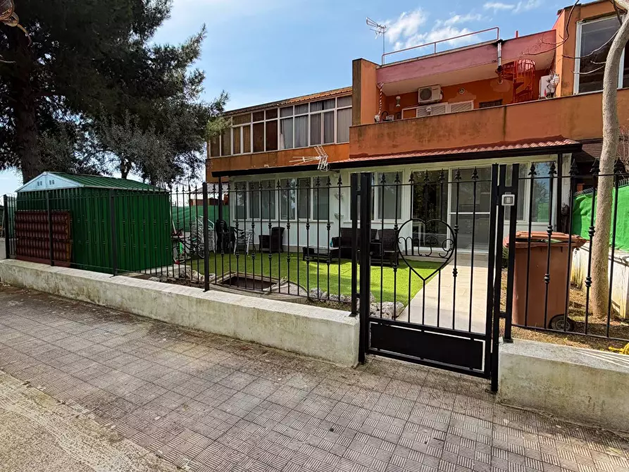 Immagine 2 di Appartamento in vendita  a Manfredonia