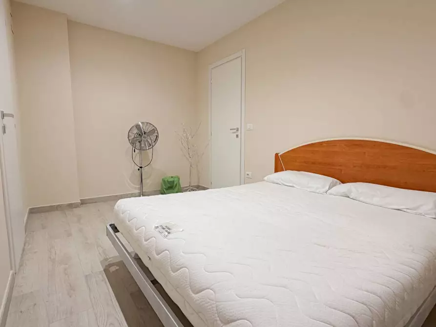 Immagine 18 di Appartamento in vendita  a Manfredonia