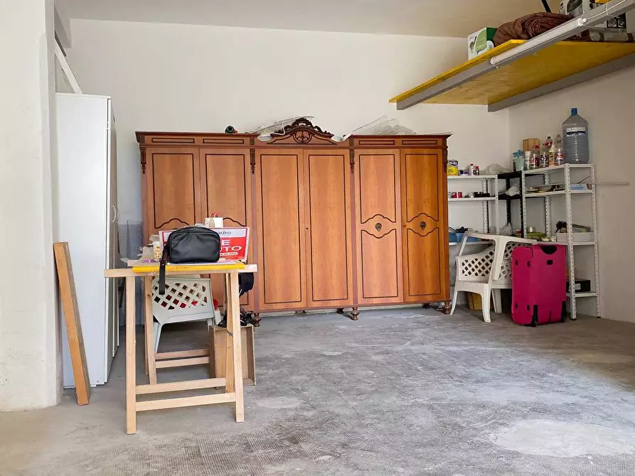 Immagine 5 di Box auto in vendita  in VIA GIUSEPPE DI VITTORIO 70 a Manfredonia