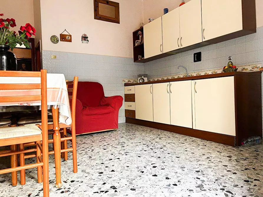 Immagine 9 di Appartamento in vendita  in VIA DI VITTORIO a Manfredonia