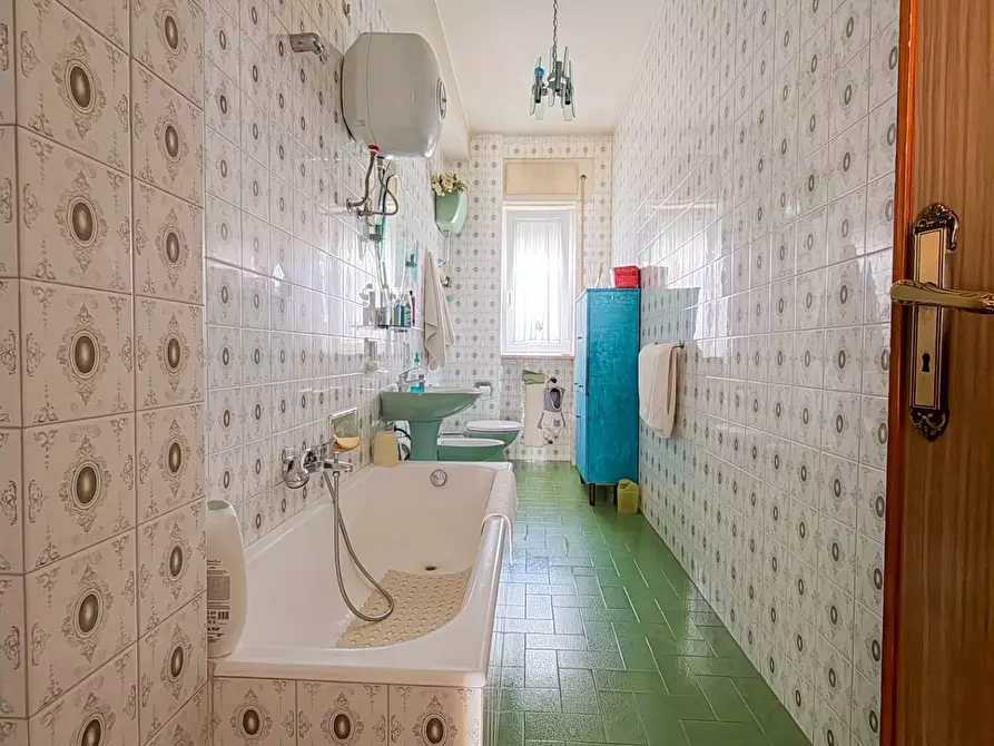 Immagine 10 di Appartamento in vendita  in VIA PASCOLI 13 a Manfredonia