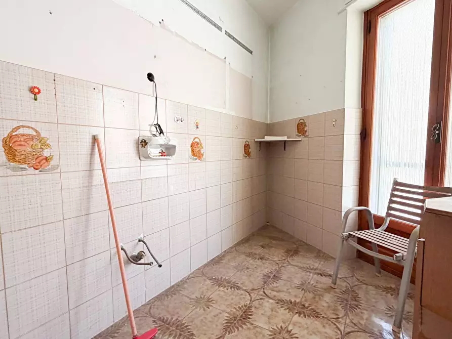 Immagine 9 di Appartamento in vendita  a Manfredonia